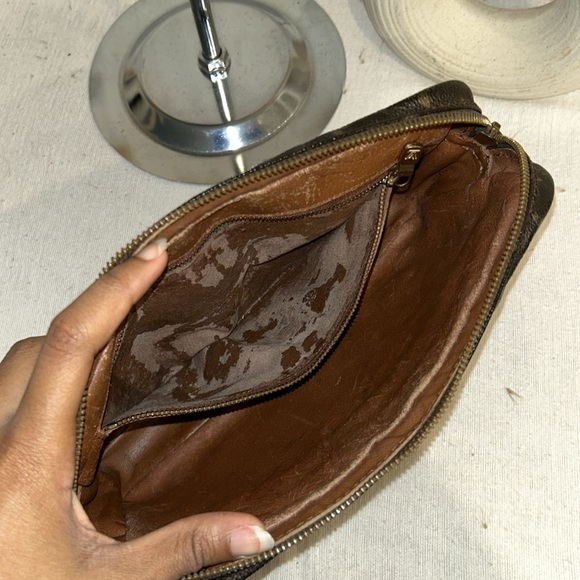 LOUIS VUITTON Marly Dragonne Clutch Hand Bag Monogram Leather - Picture 10 of 14